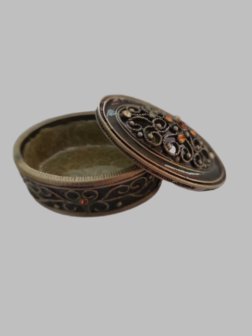 Bronze Ovel Vintage Metal Jewellery Box