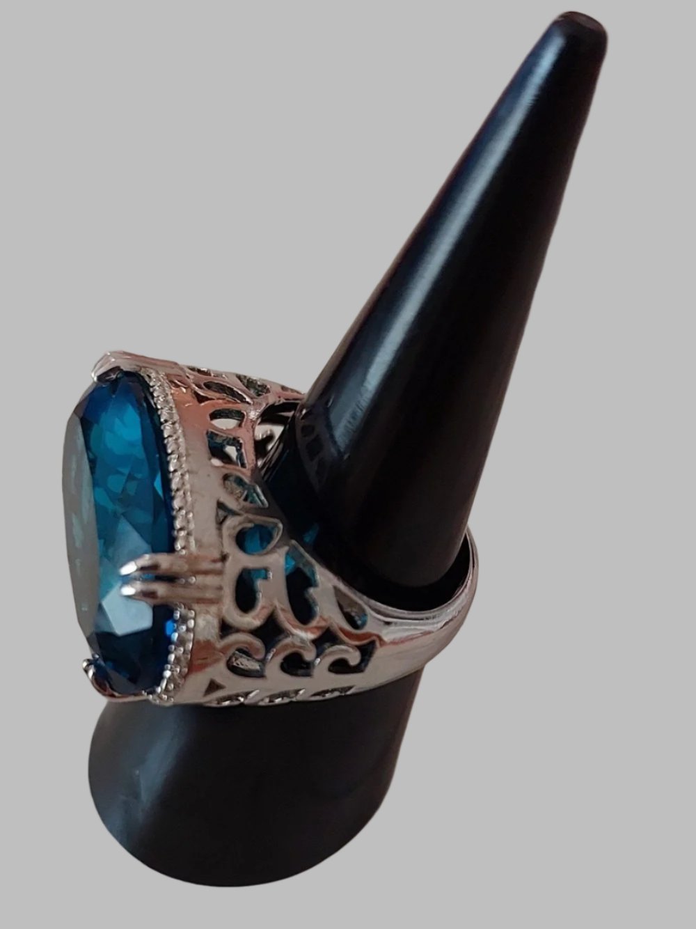 London Blue  Quartz Faceted Crystal Sterling Silver 925 Ring