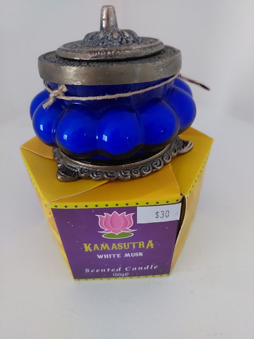 Kamasutra White Musk Scented Candle